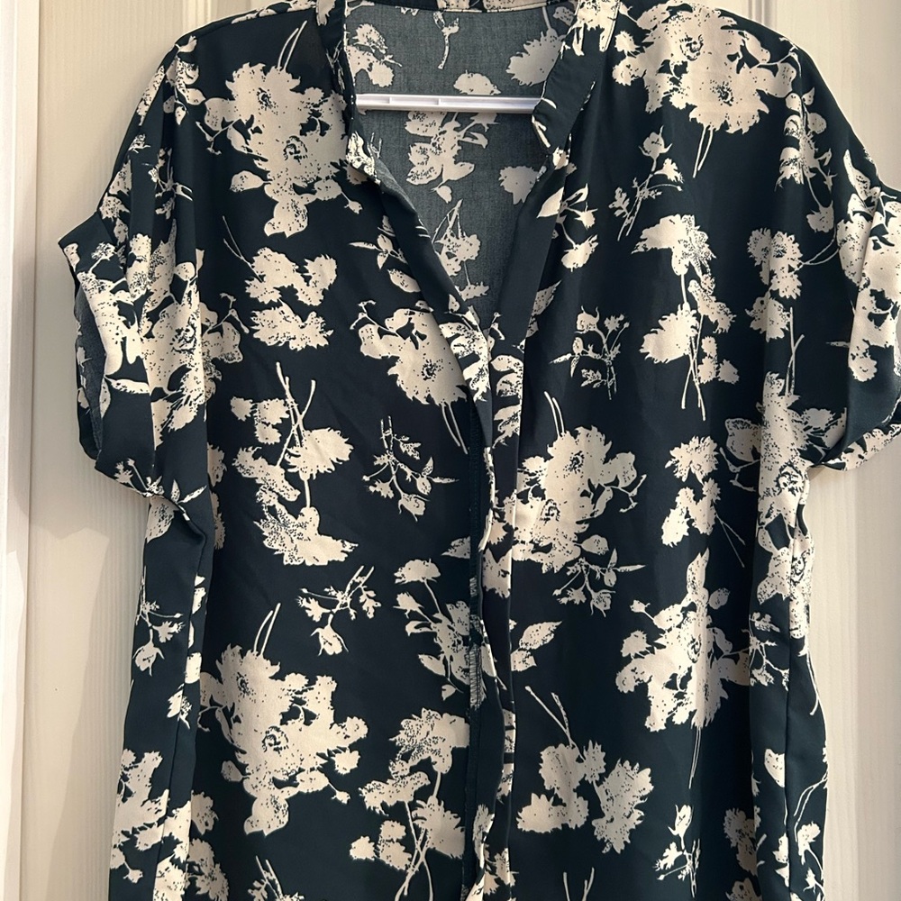 SHEIN Blue Flutter Sleeve Button Down Blouse